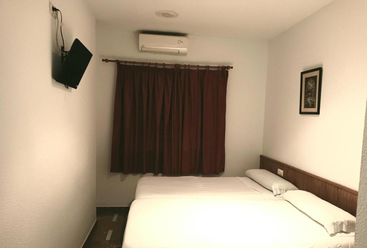 Hotel Las Yucas Atarfe Εξωτερικό φωτογραφία