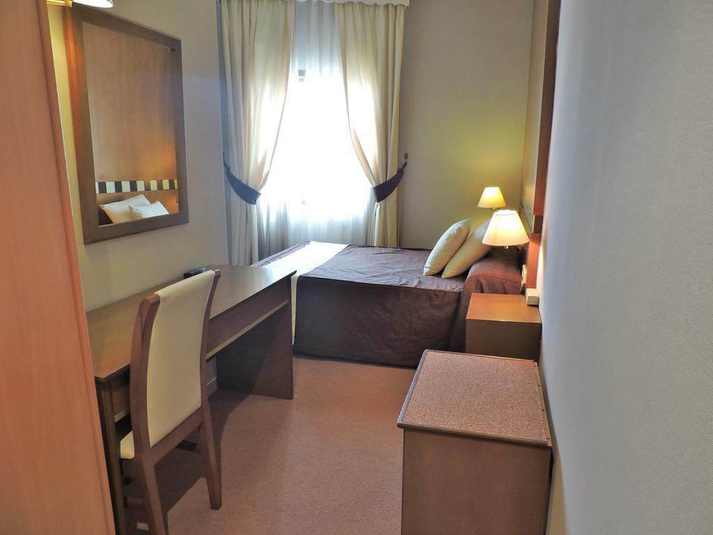 Hotel Las Yucas Atarfe Εξωτερικό φωτογραφία