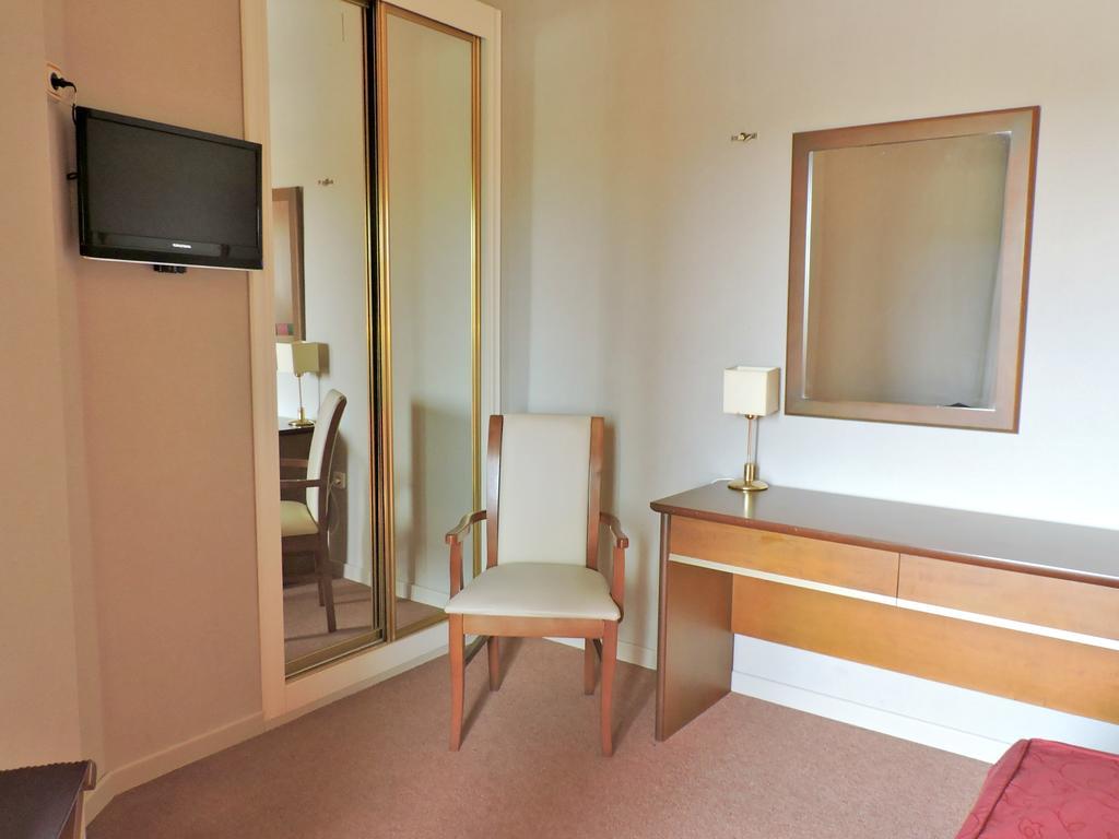 Hotel Las Yucas Atarfe Εξωτερικό φωτογραφία